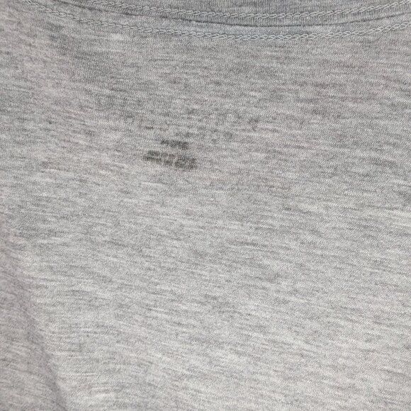 *3/$10* Perry Ellis V-Neck Tee Heathered Grey Size Small - Picture 4 of 4